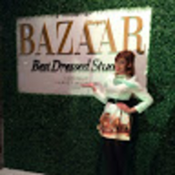 Meet your Posher, Anika - Picture 1 of 1